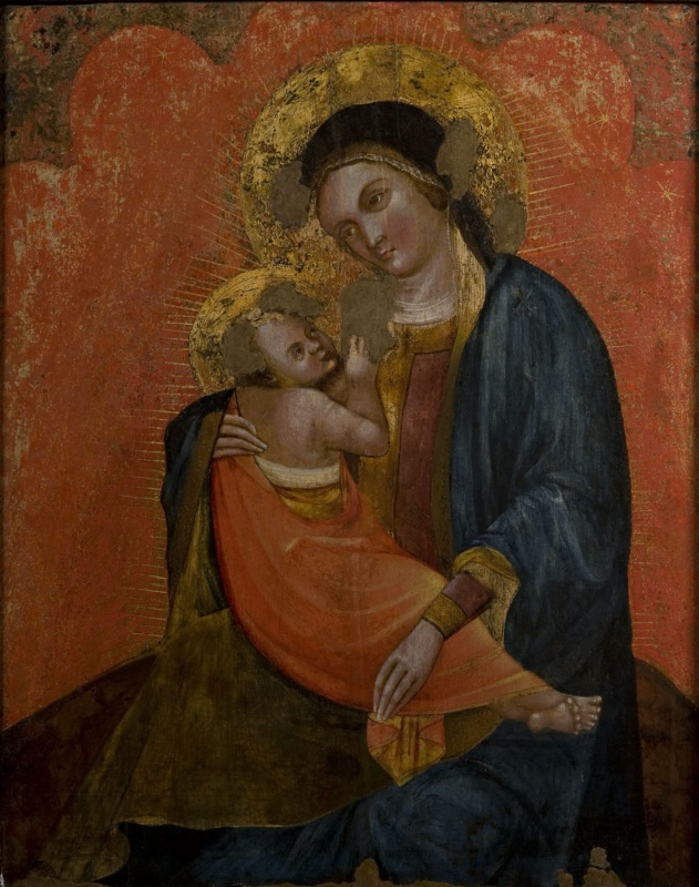The Virgin, in a plain blue mantle over a red dress, bends her head towards the Child, who lies across her arm wrapped in an orange cloth and turns to look up at her. Both have gold haloes, and thin gold rays spread from them across a bright red ground with a lobed upper edge. Grey patches mark losses in the haloes and at the Virgin's breast