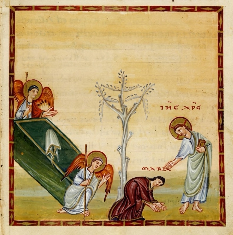 Medieval miniature in a red frame with gold ornament, on a pale ochre ground with faint show-through writing: at left an open green sarcophagus drawn at a steep angle with a white cloth hanging over its edge, watched by two haloed angels in white with red-orange wings and staffs, one above its far end and one seated on the ground at its near end; at centre a slender grey stylised tree; at right a woman in a red-brown mantle bows low with outstretched hands before a haloed Christ in a white tunic and greenish mantle, who holds a book and extends his hand above her