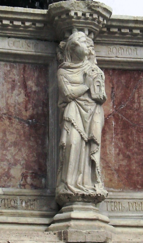 Fontana Maggiore, Perugia: statue of Ecclesia Romana, a veiled woman cradling a model of a church, legends ECLESIA ROMANA, upper basin, 1278