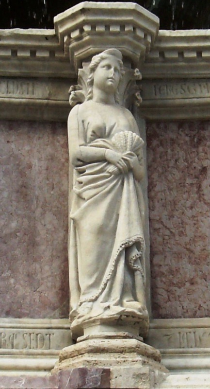 Fontana Maggiore, Perugia: statue of Domina Clusi holding a sheaf of wheat, legend DOMINA CLUSII, her head turned toward the enthroned Augusta Perusia, upper basin, 1278